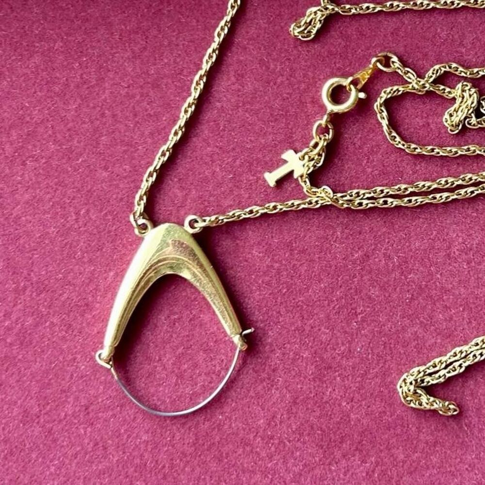 Trifari Women's Gold Jewellery
